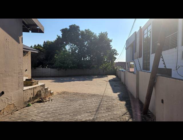 330M² OFFICE SOLD IN NELSPRUIT CENTRAL